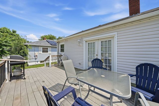 2642 RIDGE Road, Lansing, IL 60438