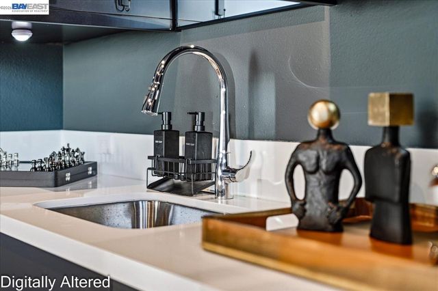 140 Coronado Ave, Alameda, CA 94501