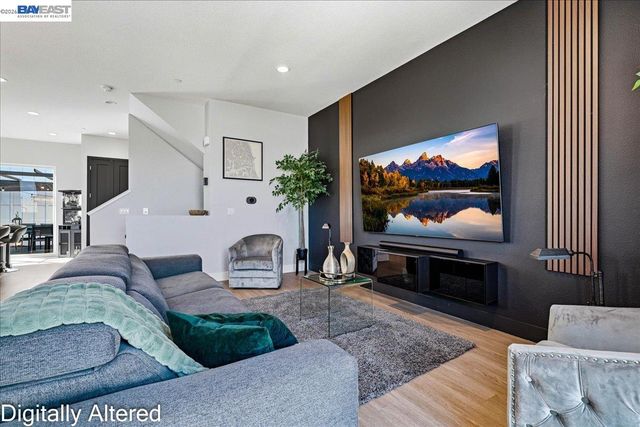 140 Coronado Ave, Alameda, CA 94501