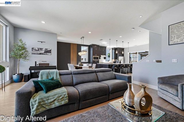 140 Coronado Ave, Alameda, CA 94501