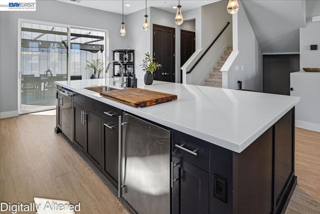 140 Coronado Ave, Alameda, CA 94501