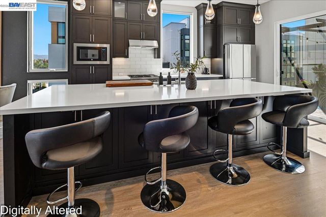 140 Coronado Ave, Alameda, CA 94501