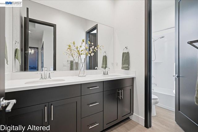 140 Coronado Ave, Alameda, CA 94501