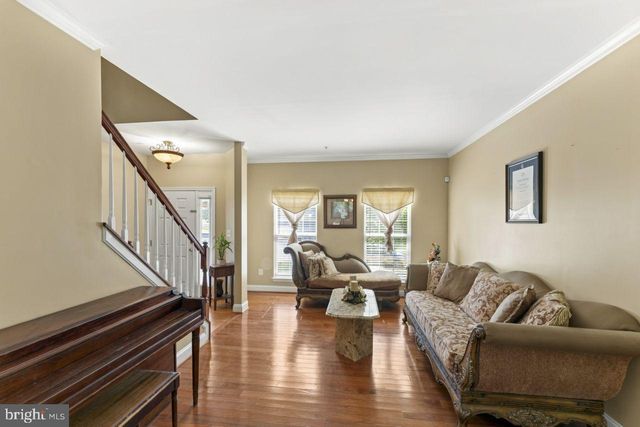 7003 LANHAM LN, Fort Washington, MD 20744