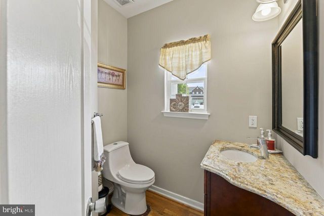 7003 LANHAM LN, Fort Washington, MD 20744