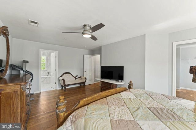 7003 LANHAM LN, Fort Washington, MD 20744