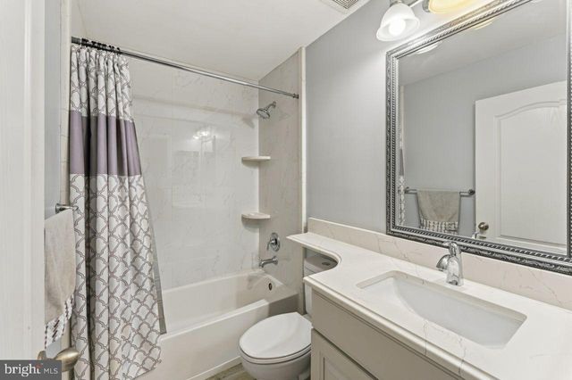 7003 LANHAM LN, Fort Washington, MD 20744