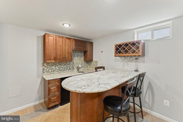 7003 LANHAM LN, Fort Washington, MD 20744