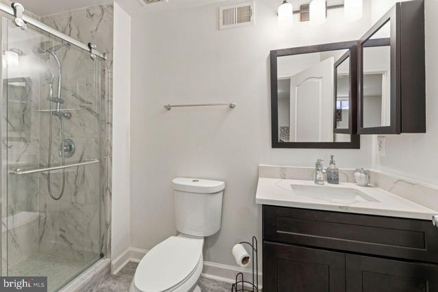 7003 LANHAM LN, Fort Washington, MD 20744
