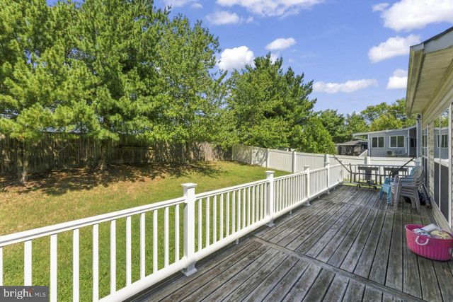 7003 LANHAM LN, Fort Washington, MD 20744