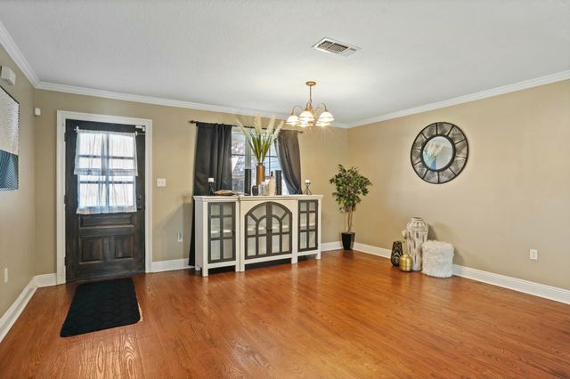 10 Clear Springs Ct., Hattiesburg, MS 39402