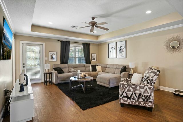 10 Clear Springs Ct., Hattiesburg, MS 39402