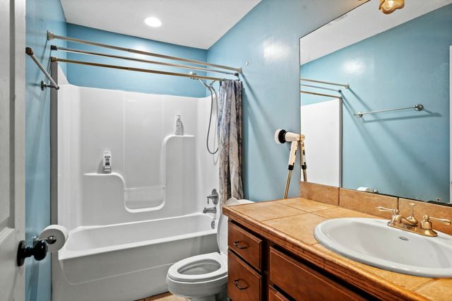 10 Clear Springs Ct., Hattiesburg, MS 39402
