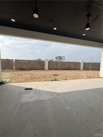 2106 E Clearwater Street, Edinburg, TX 78542