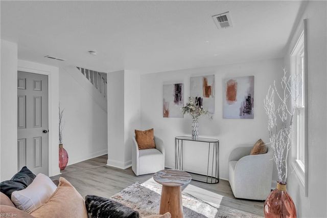 3503 Roanoke AVE, Newport News, VA 23607