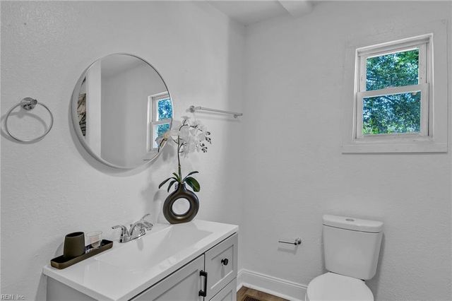 3503 Roanoke AVE, Newport News, VA 23607