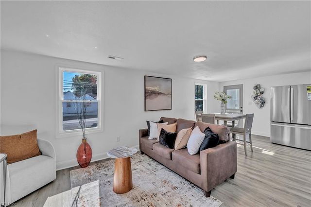 3503 Roanoke AVE, Newport News, VA 23607