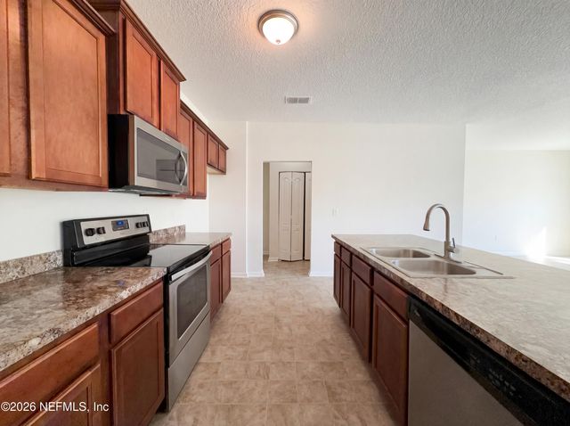 8592 DYLAN MICHAEL Drive, Jacksonville, FL 32210