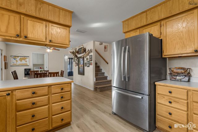 1206 E SYCAMORE DRIVE, Burkburnett, TX 76354