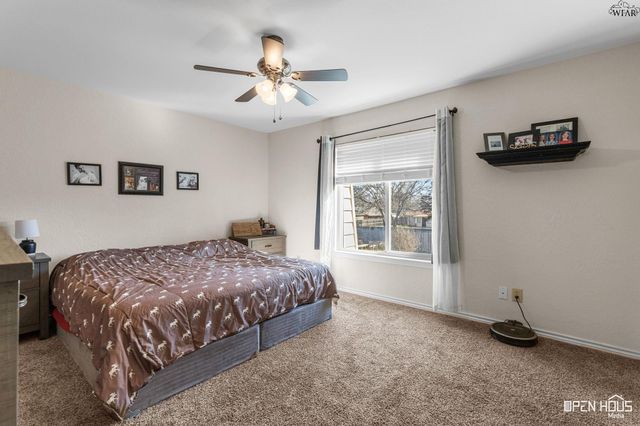 1206 E SYCAMORE DRIVE, Burkburnett, TX 76354