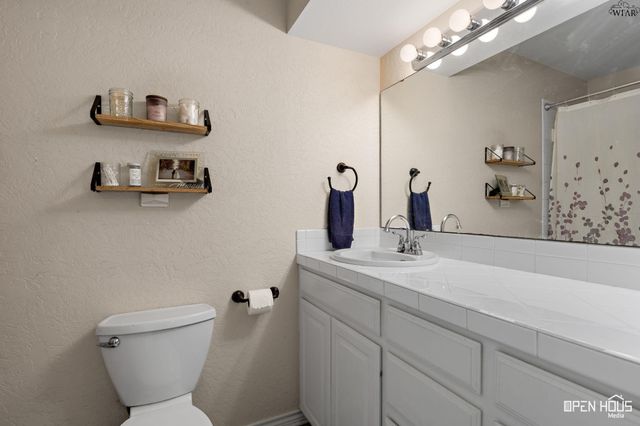 1206 E SYCAMORE DRIVE, Burkburnett, TX 76354