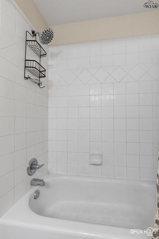 1206 E SYCAMORE DRIVE, Burkburnett, TX 76354