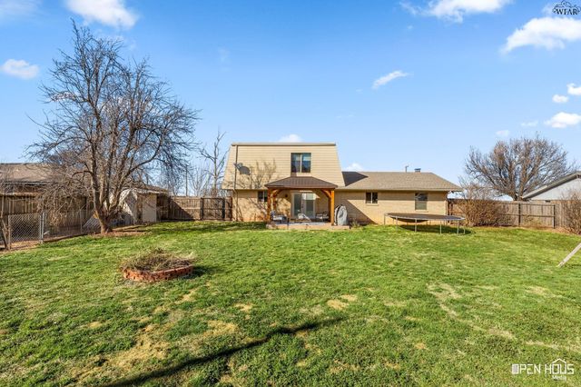 1206 E SYCAMORE DRIVE, Burkburnett, TX 76354