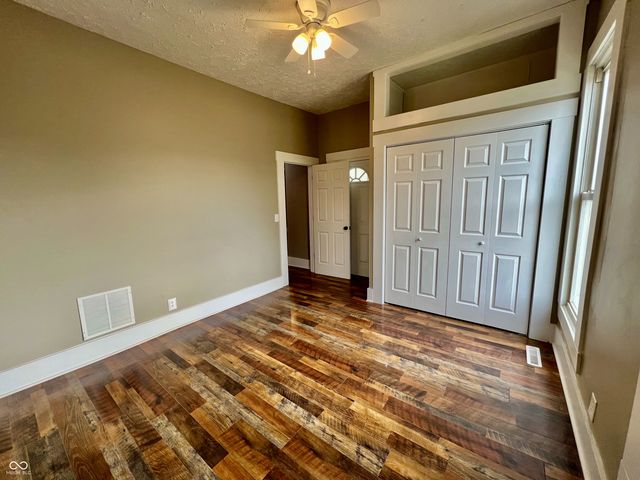 1725 Cottage Avenue, Columbus, IN 47201