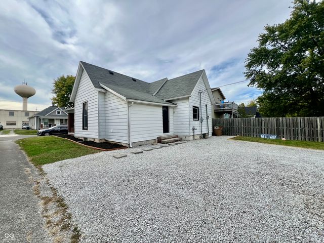 1725 Cottage Avenue, Columbus, IN 47201