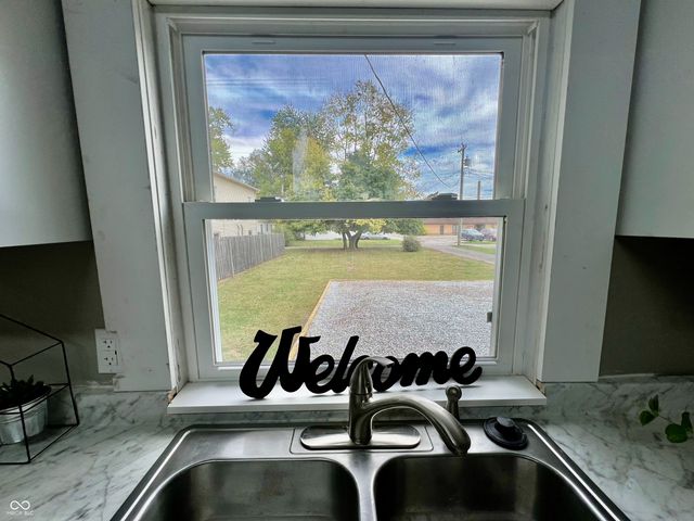 1725 Cottage Avenue, Columbus, IN 47201