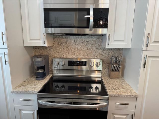 1009 SUMNER BOULEVARD C, Safety Harbor, FL 34695