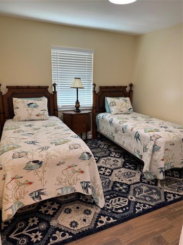 1009 SUMNER BOULEVARD C, Safety Harbor, FL 34695