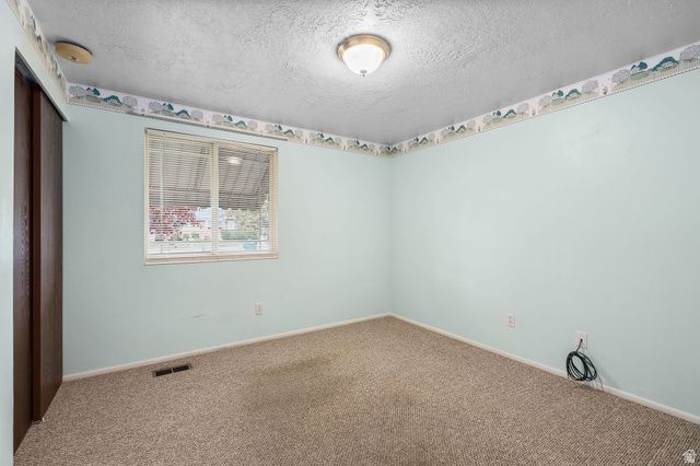 1345 S VALHALLA DR, Clearfield, UT 84015