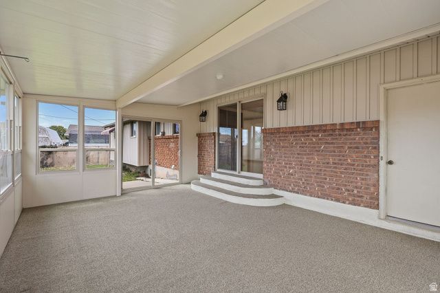 1345 S VALHALLA DR, Clearfield, UT 84015