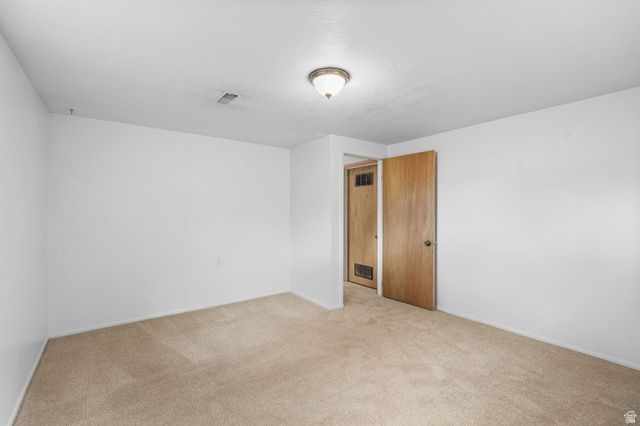 1345 S VALHALLA DR, Clearfield, UT 84015