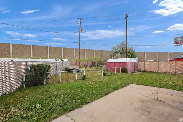 1345 S VALHALLA DR, Clearfield, UT 84015