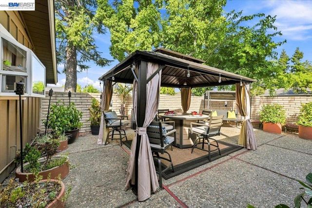 1661 Beckner Ct, Concord, CA 94521