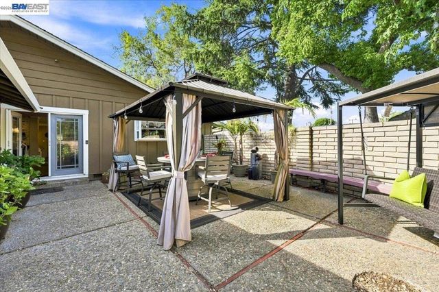 1661 Beckner Ct, Concord, CA 94521