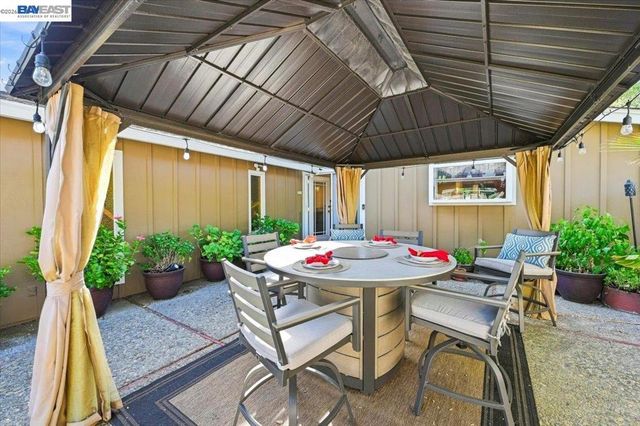 1661 Beckner Ct, Concord, CA 94521