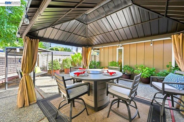 1661 Beckner Ct, Concord, CA 94521
