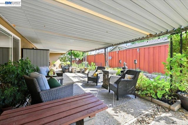 1661 Beckner Ct, Concord, CA 94521