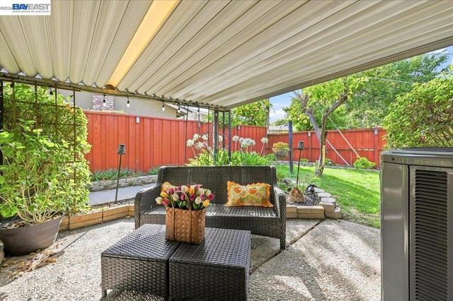 1661 Beckner Ct, Concord, CA 94521