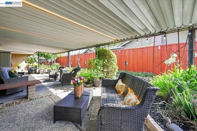 1661 Beckner Ct, Concord, CA 94521