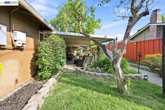 1661 Beckner Ct, Concord, CA 94521