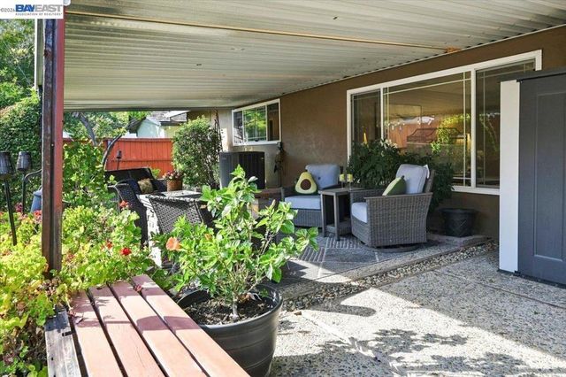 1661 Beckner Ct, Concord, CA 94521