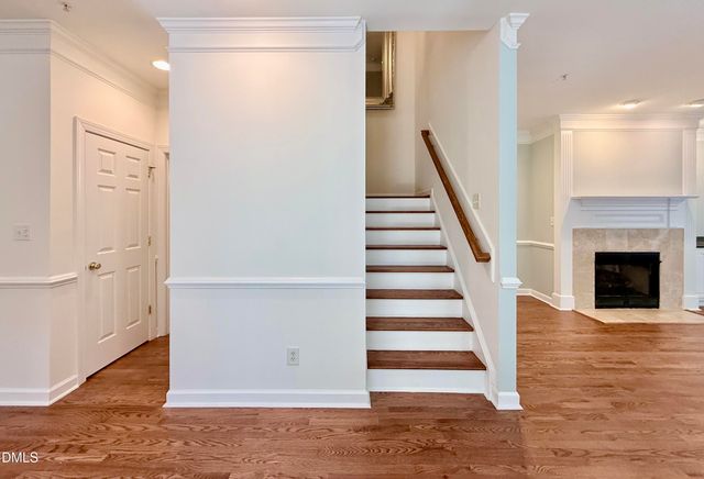 402 Presque Isle Lane, Chapel Hill, NC 27514