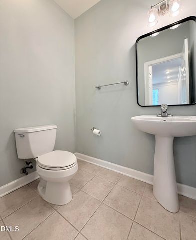 402 Presque Isle Lane, Chapel Hill, NC 27514