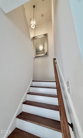 402 Presque Isle Lane, Chapel Hill, NC 27514