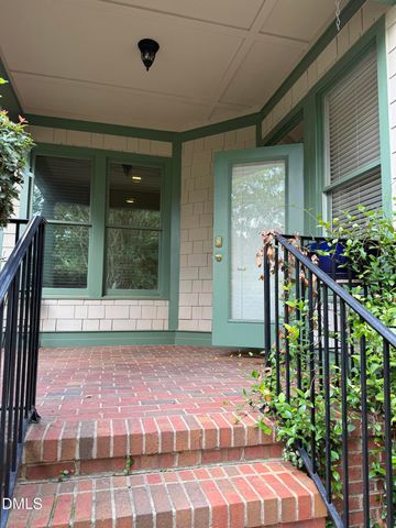 402 Presque Isle Lane, Chapel Hill, NC 27514