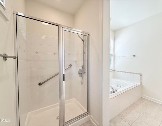 402 Presque Isle Lane, Chapel Hill, NC 27514